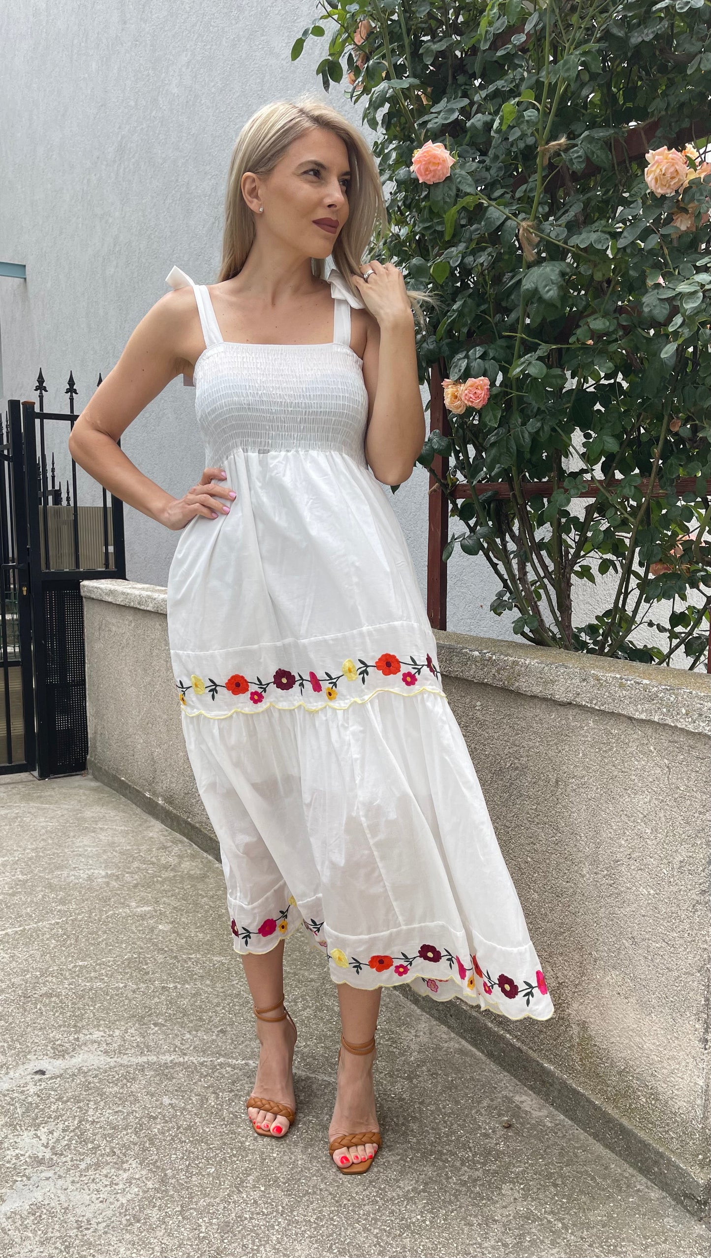 Rochie White Lenu