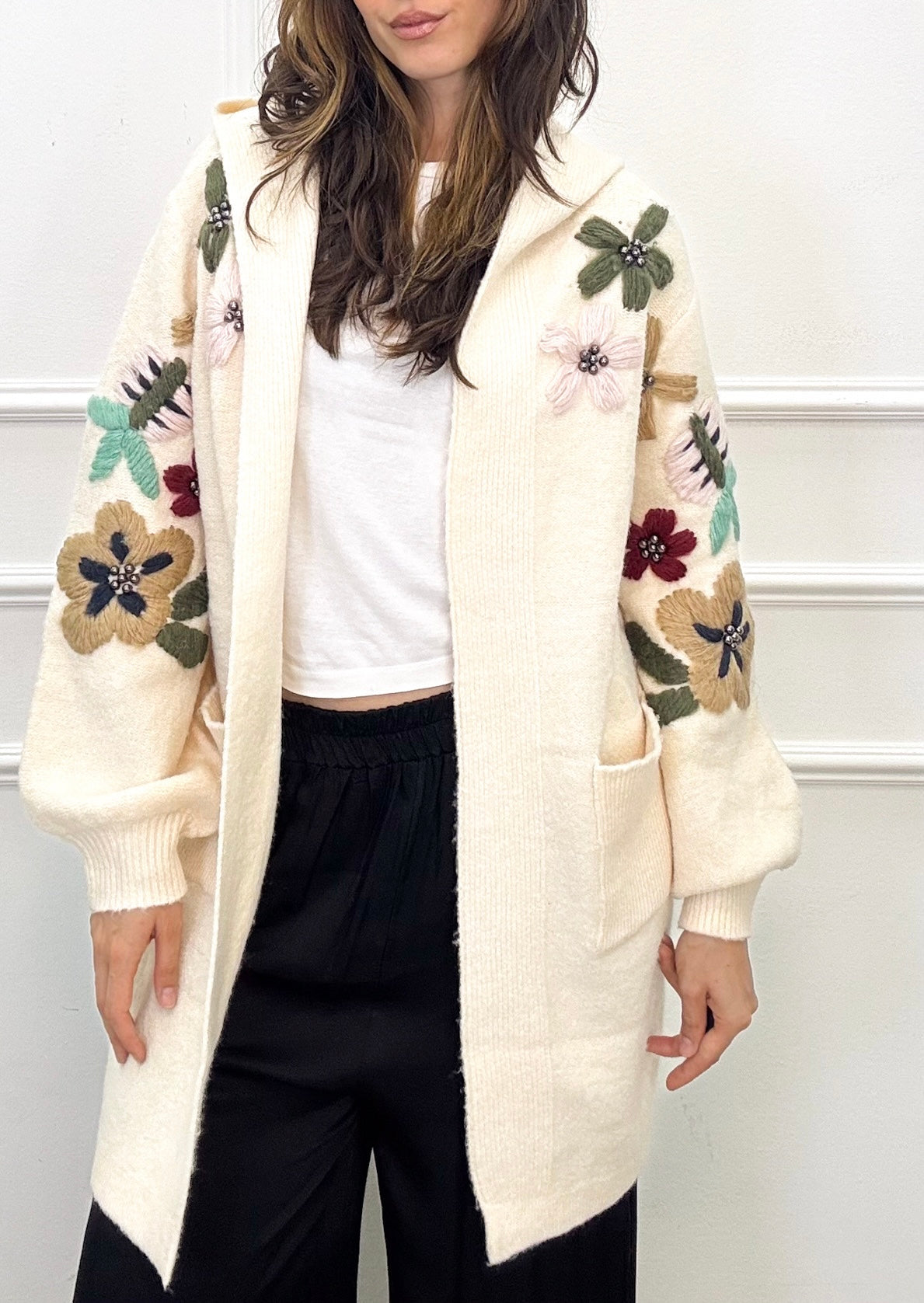 カーディガン epine flower cardigan COLOR BLOCK EMBROIDERED FLOWER CARDIGAN LIMITED EDITION - Dark